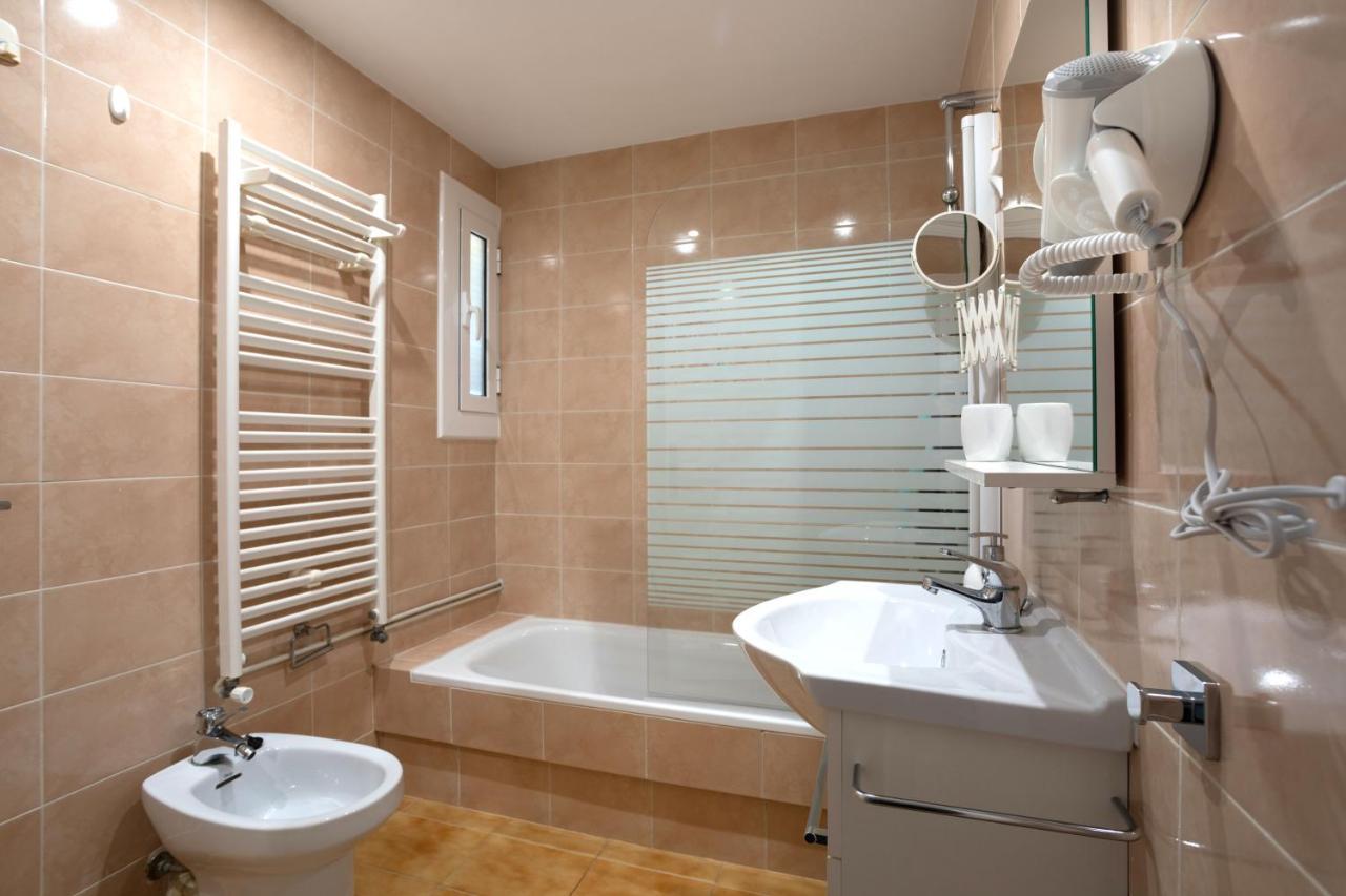 Bonita Casa Adosada Con Jardin Privado Y Piscina Comunitaria Calella De Palafrugell Εξωτερικό φωτογραφία